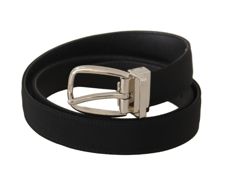 Elegant leather belt with engraved buckle