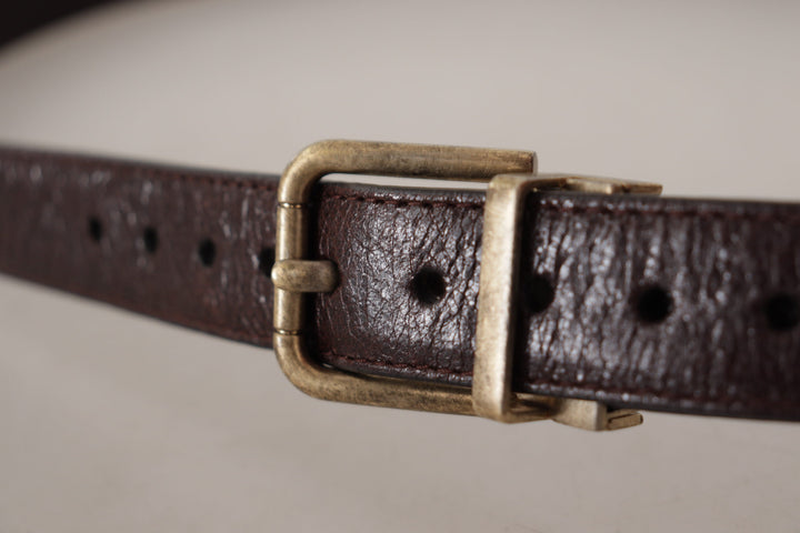 Elegant leather belt with engraved buckle