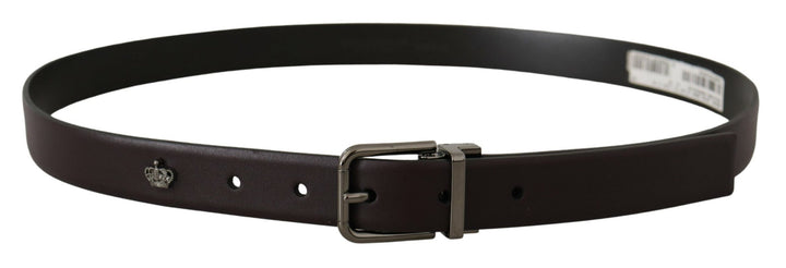 Elegant dark brown leather belt