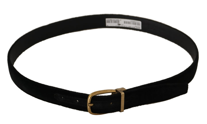 Chic velvet belt elegance