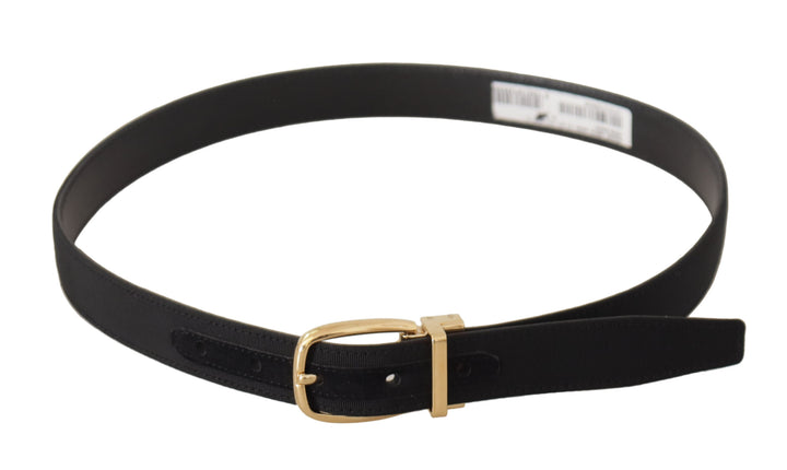 Elegant black leather belt