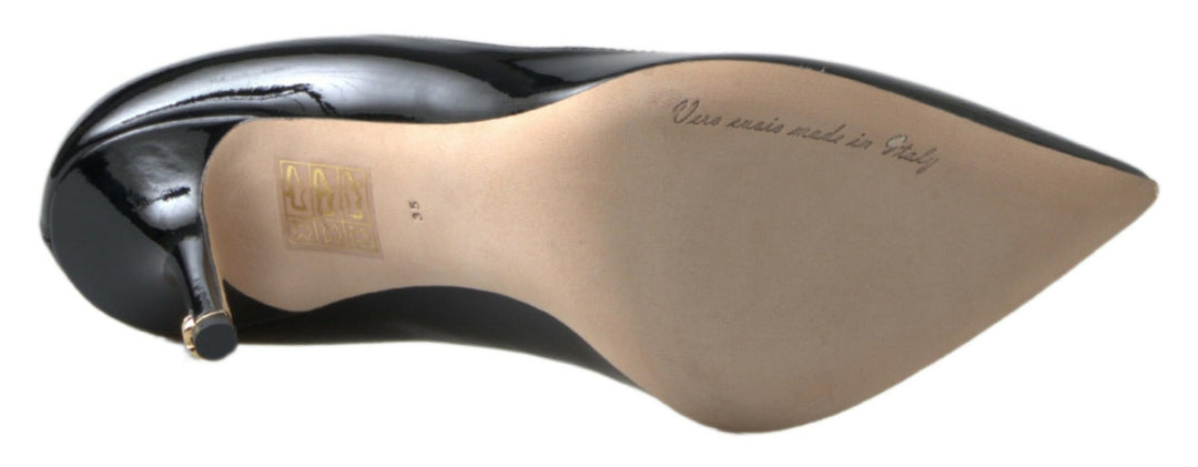 Elegant patent leather heels pumps
