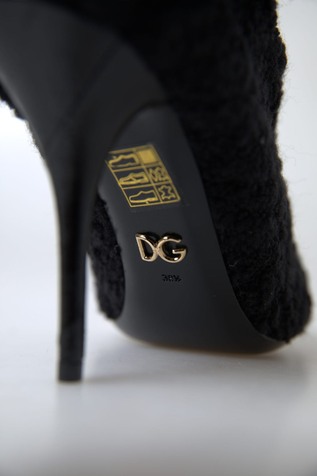 Dolce & Gabbana Elegante Stiefel aus Schurwolle mit mittlerer Weite