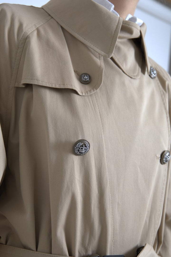 Elegant double-breasted trench coat