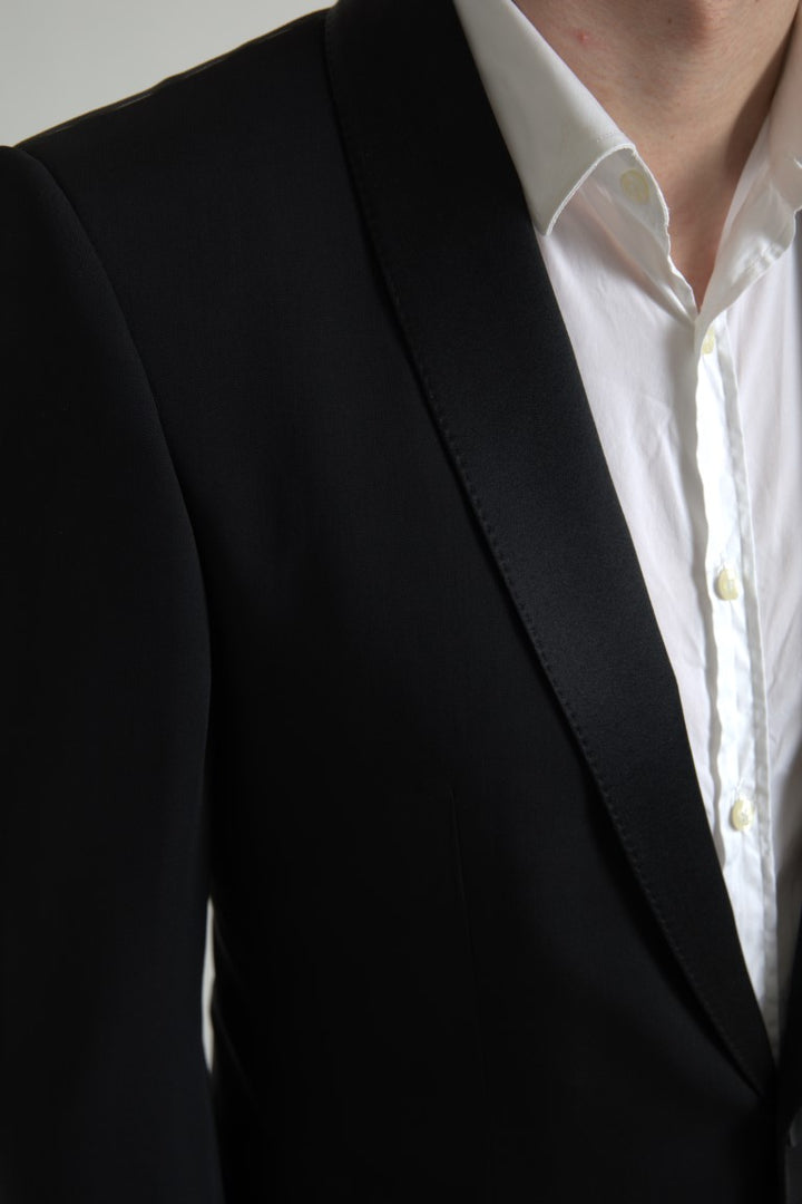 Chic slim fit blazer made of virgin wool