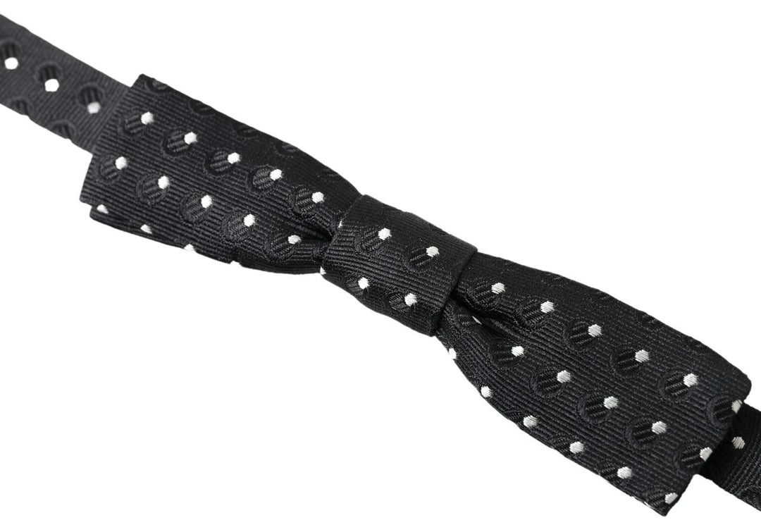 Elegant silk bow tie for elegant evenings