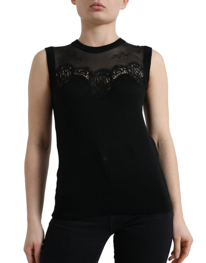 Elegant sleeveless tank top with lace trim