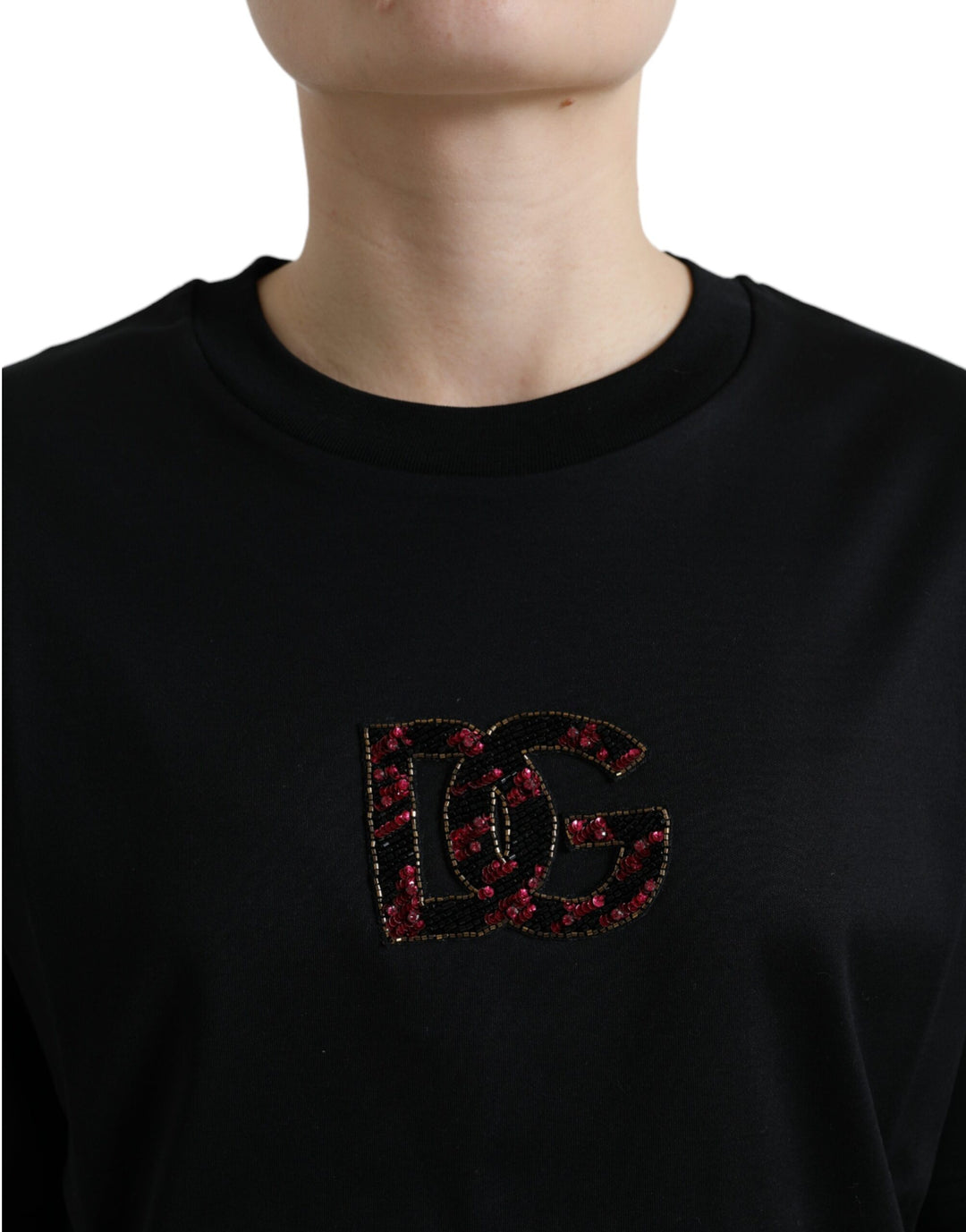 Elegant black T-shirt with crystal decoration