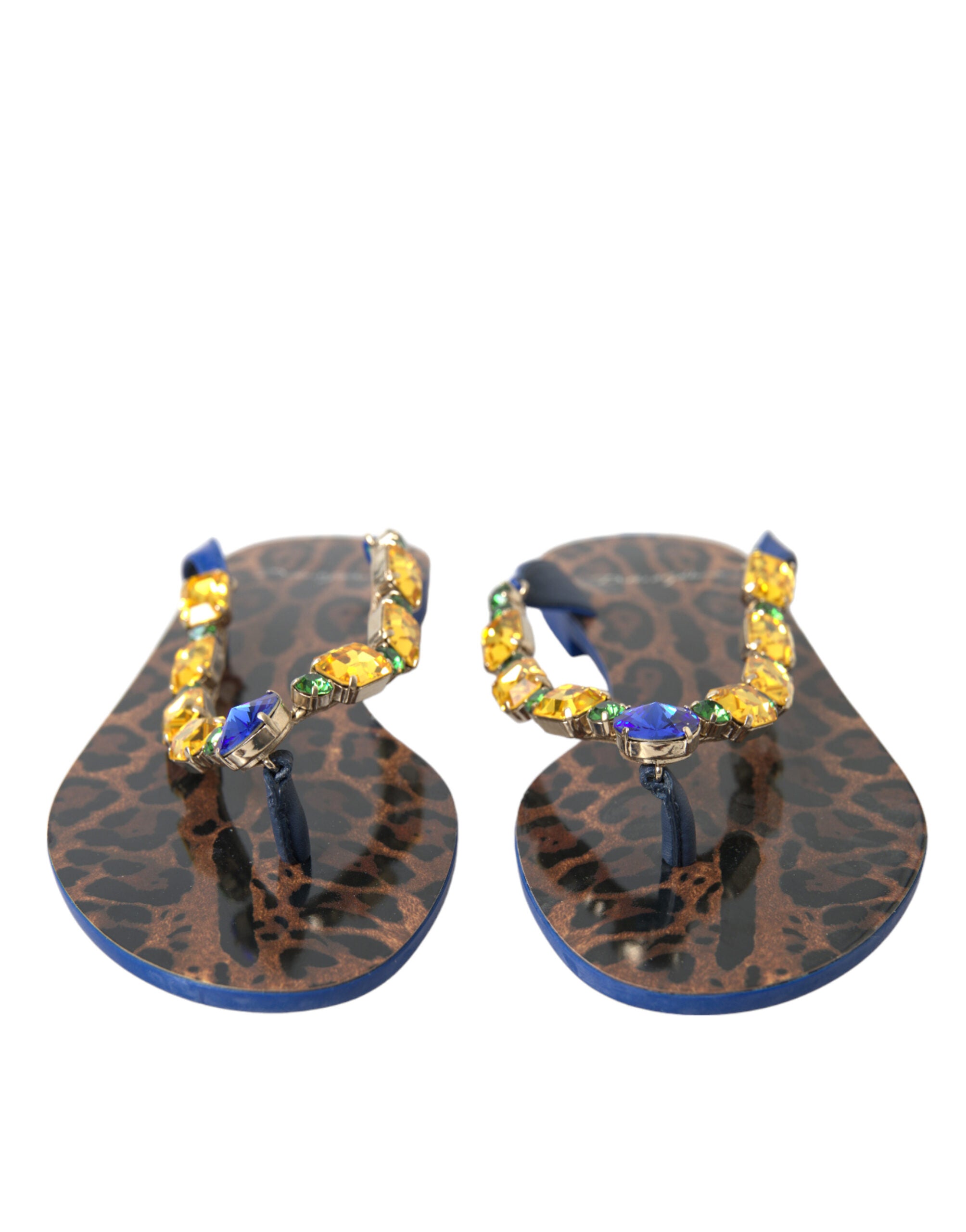 Elegant flat sandals made of blue leather