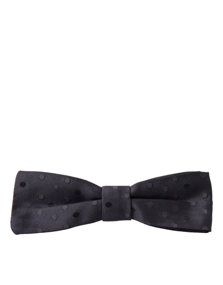 Elegant silk bow tie with polka dot