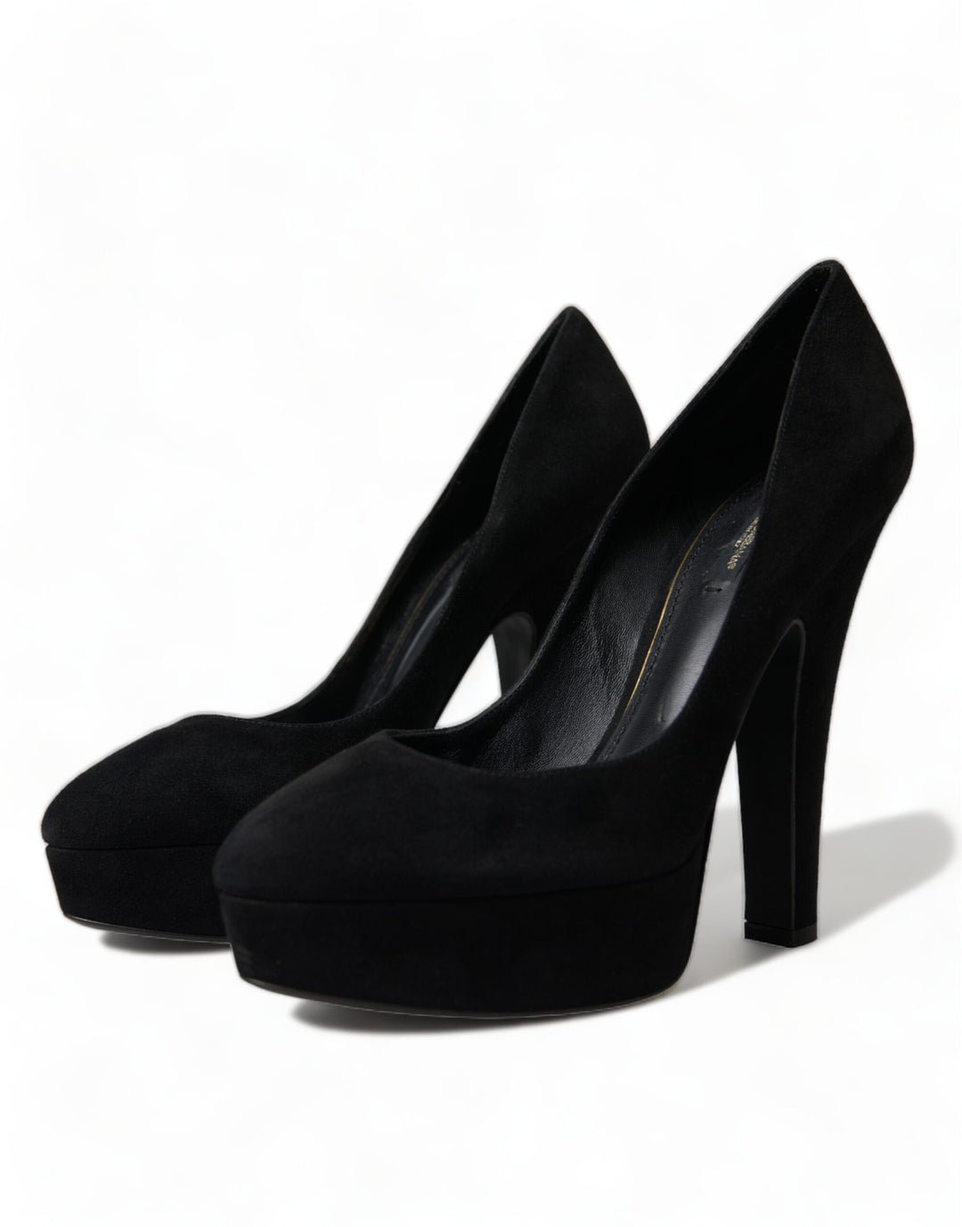 Black suede pumps with heel refinement