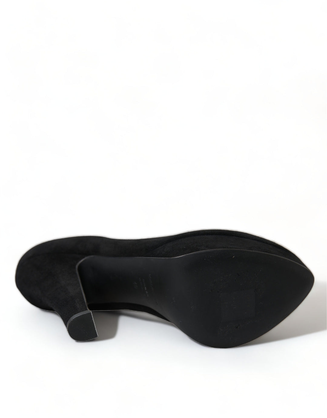 Black suede pumps with heel refinement