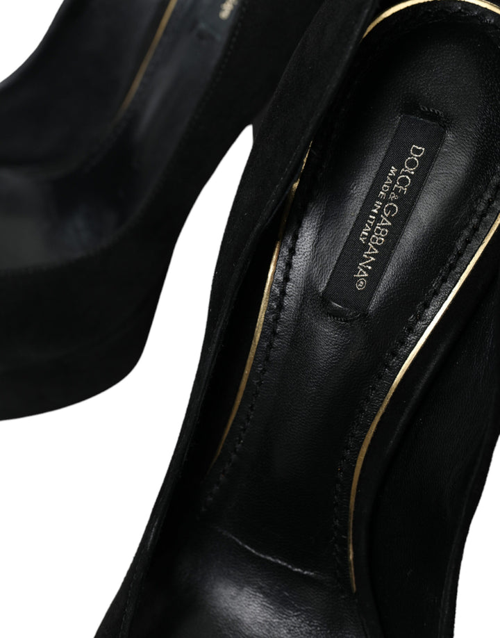 Black suede pumps with heel refinement