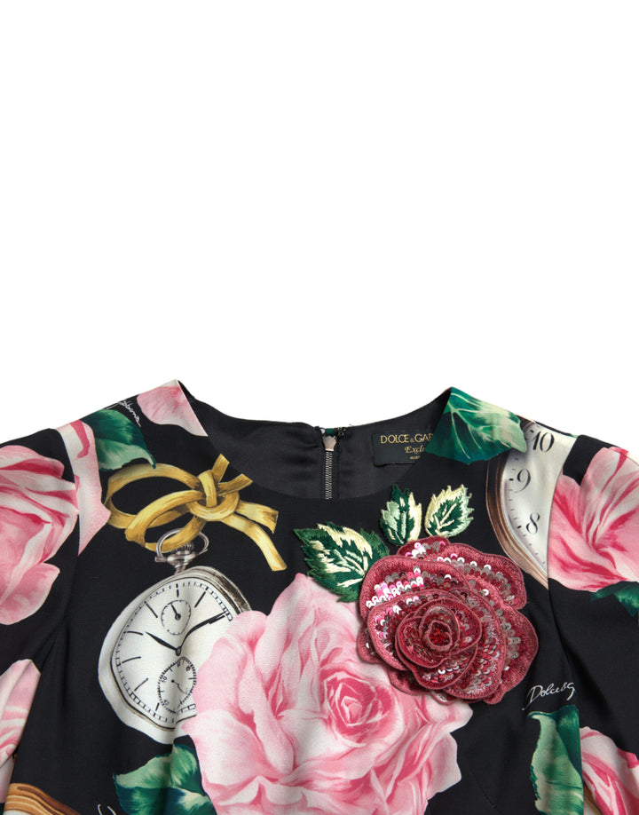Schwarzes Kleid mit floraler Verzierung aus Spitze in A-Linie