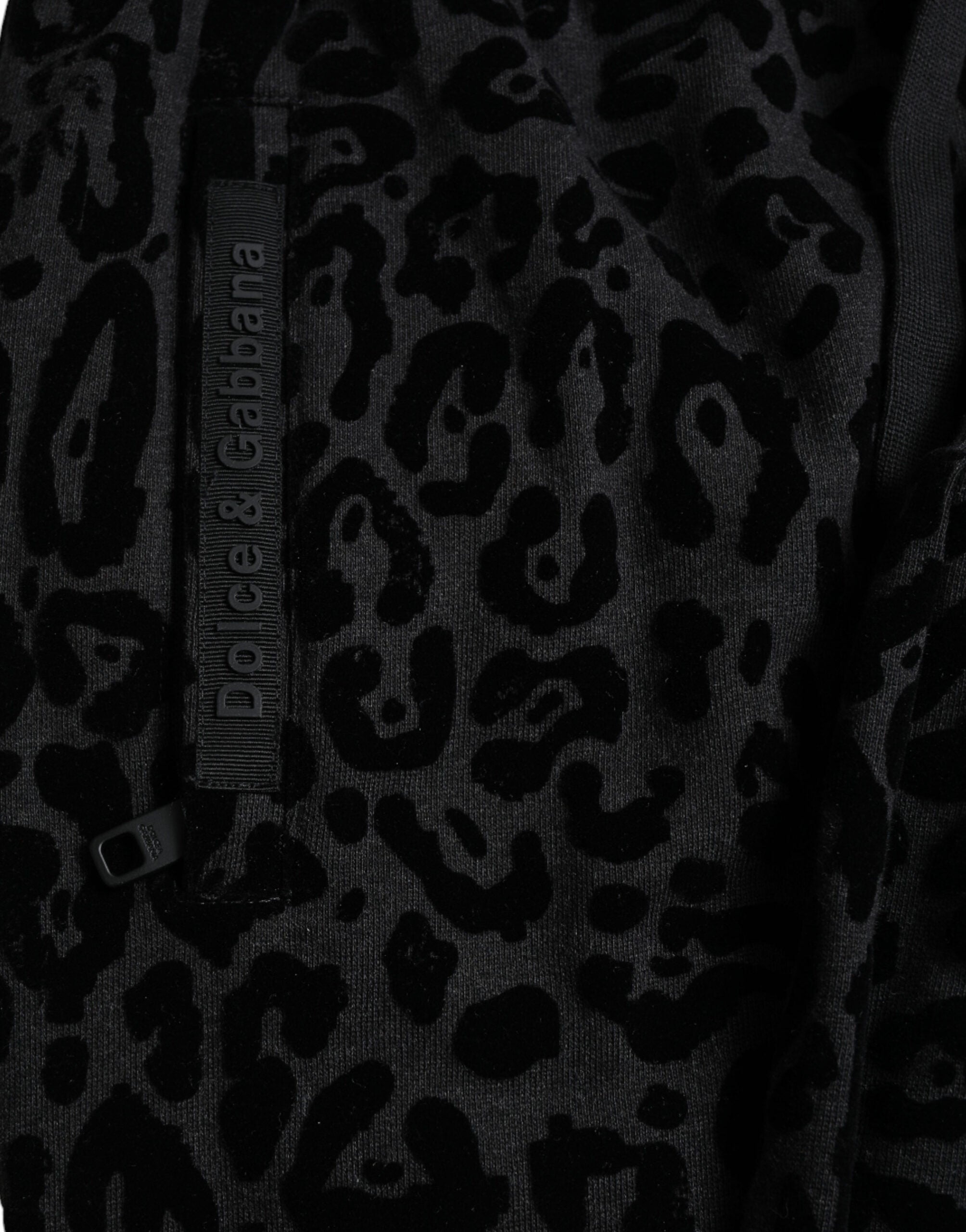 Elegant leopard joggers for men