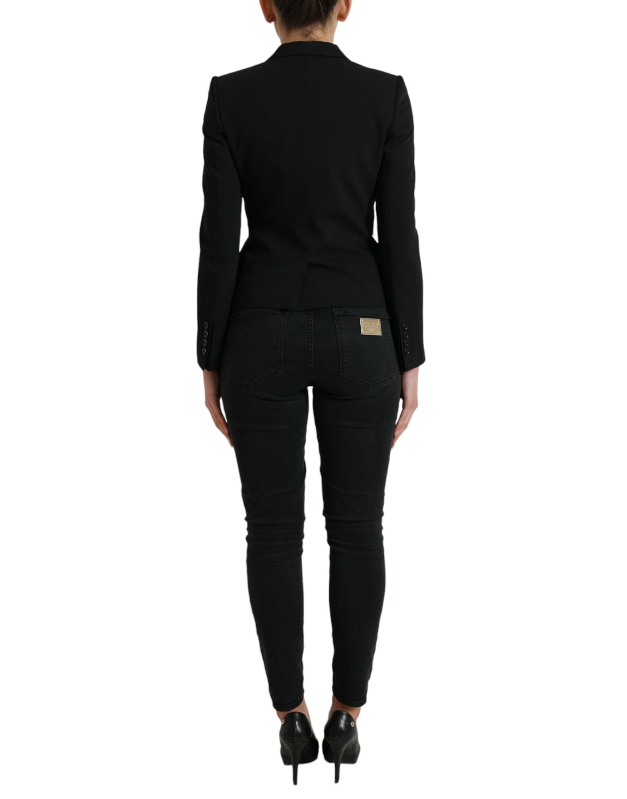 Chic blazer with peak lapels made of wool blend