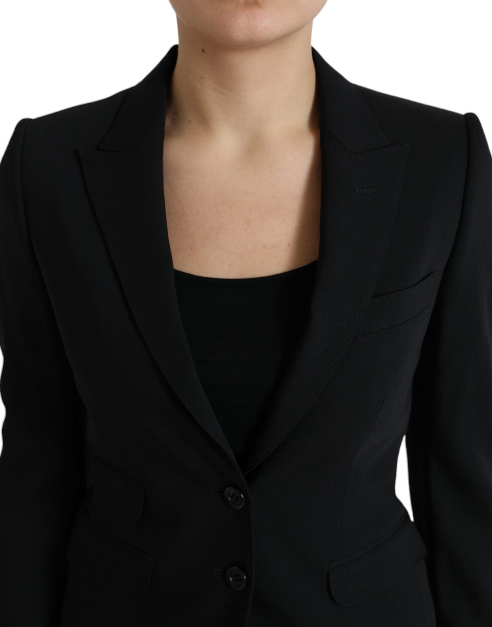 Chic blazer with peak lapels made of wool blend