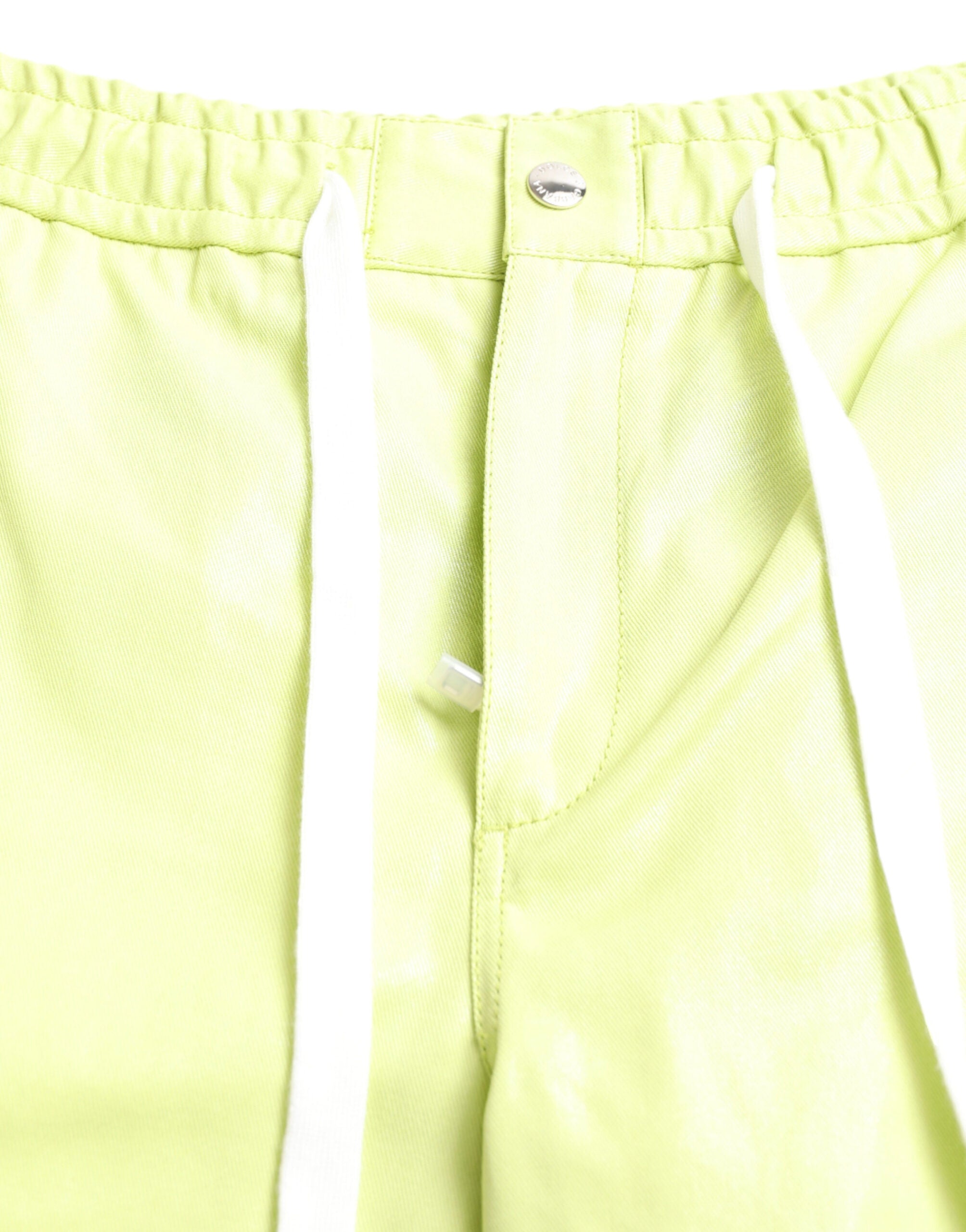 Chic cotton Bermuda shorts in light green