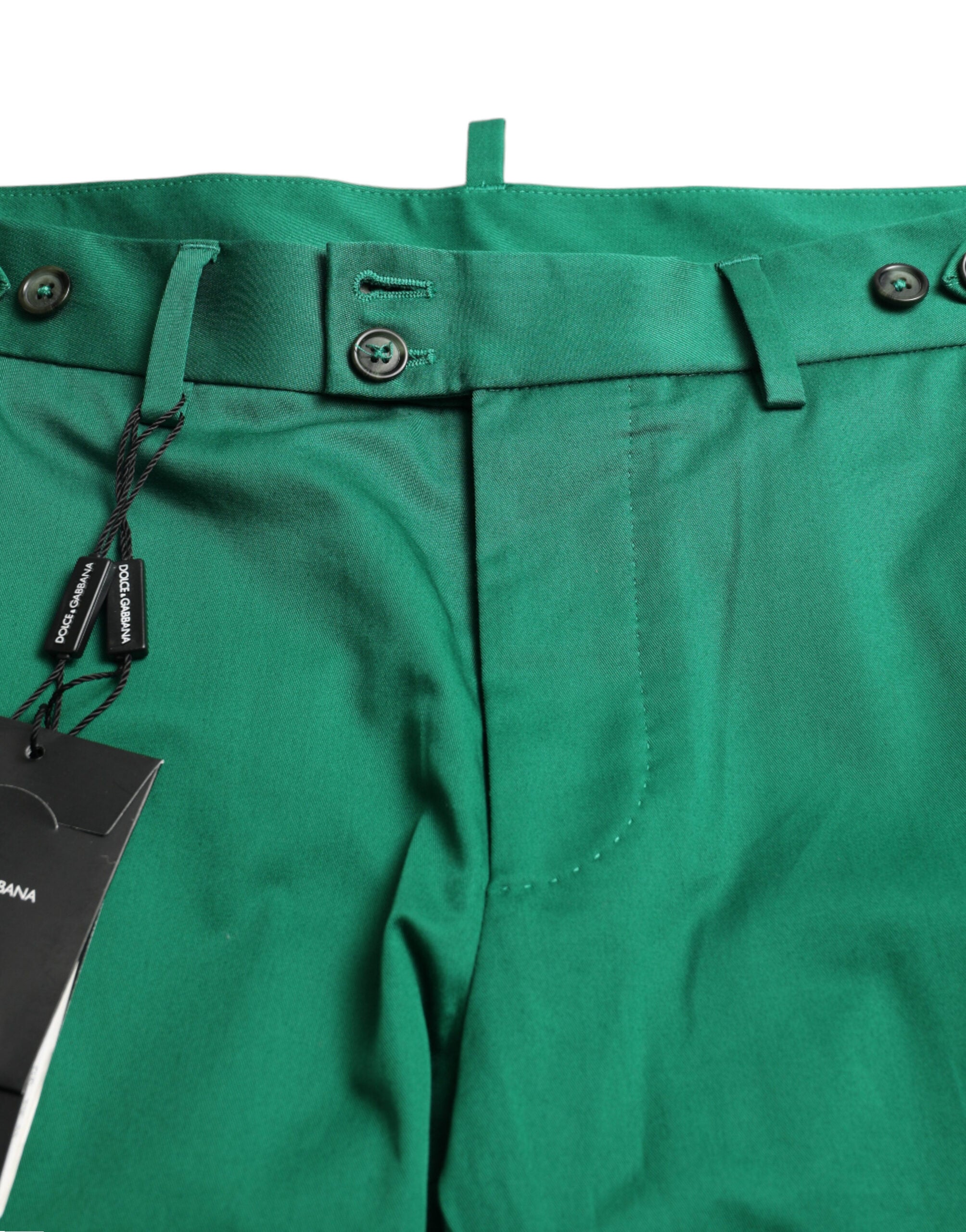 Elegant cotton Bermuda shorts in deep green