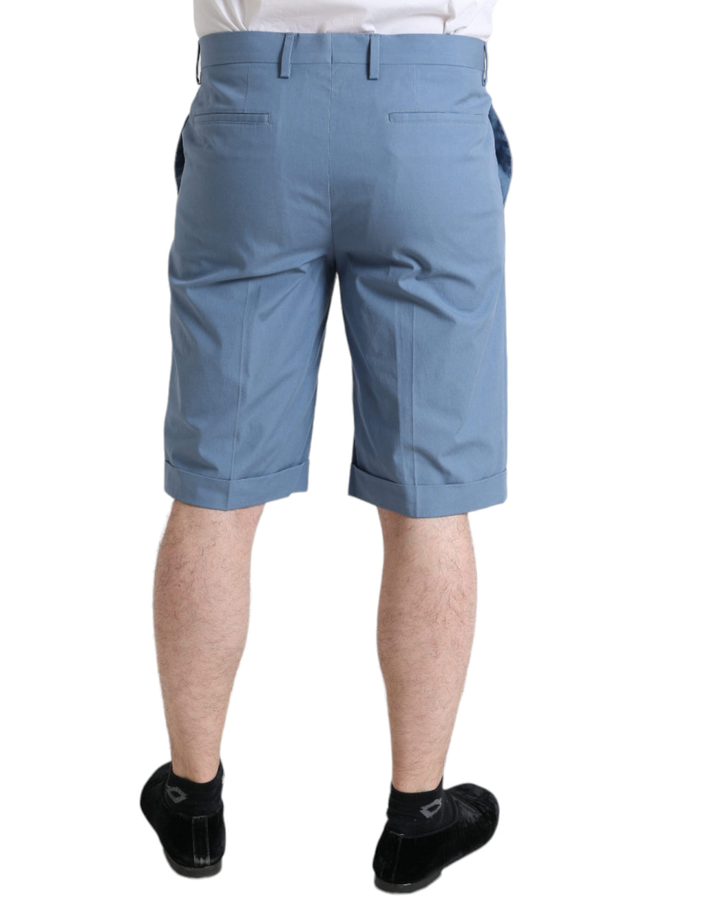 Himmelblaue Bermudashorts aus Baumwolle mit gefaltetem Saum für Männer