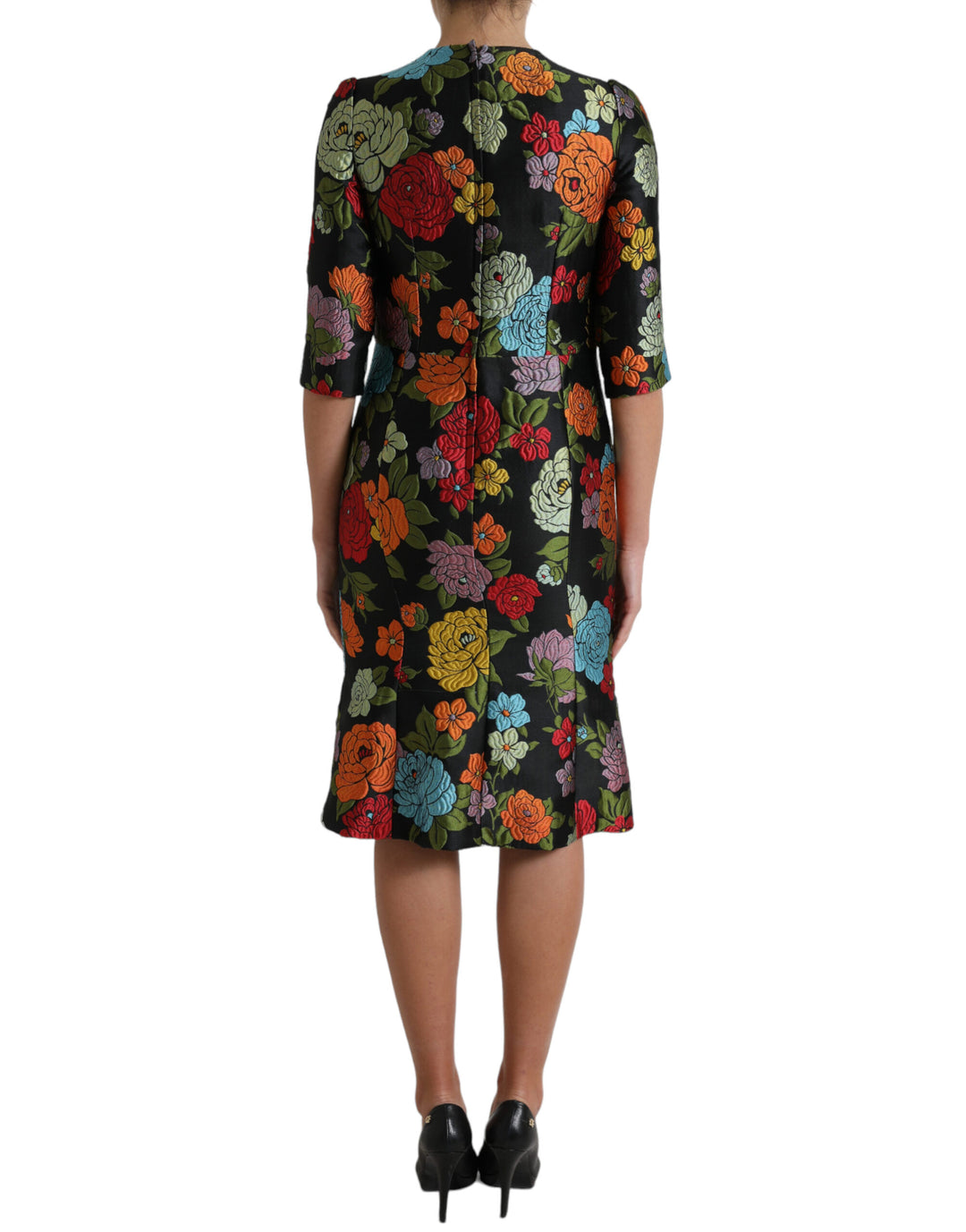 Schwarzes knielanges Kleid mit Blumenstickerei