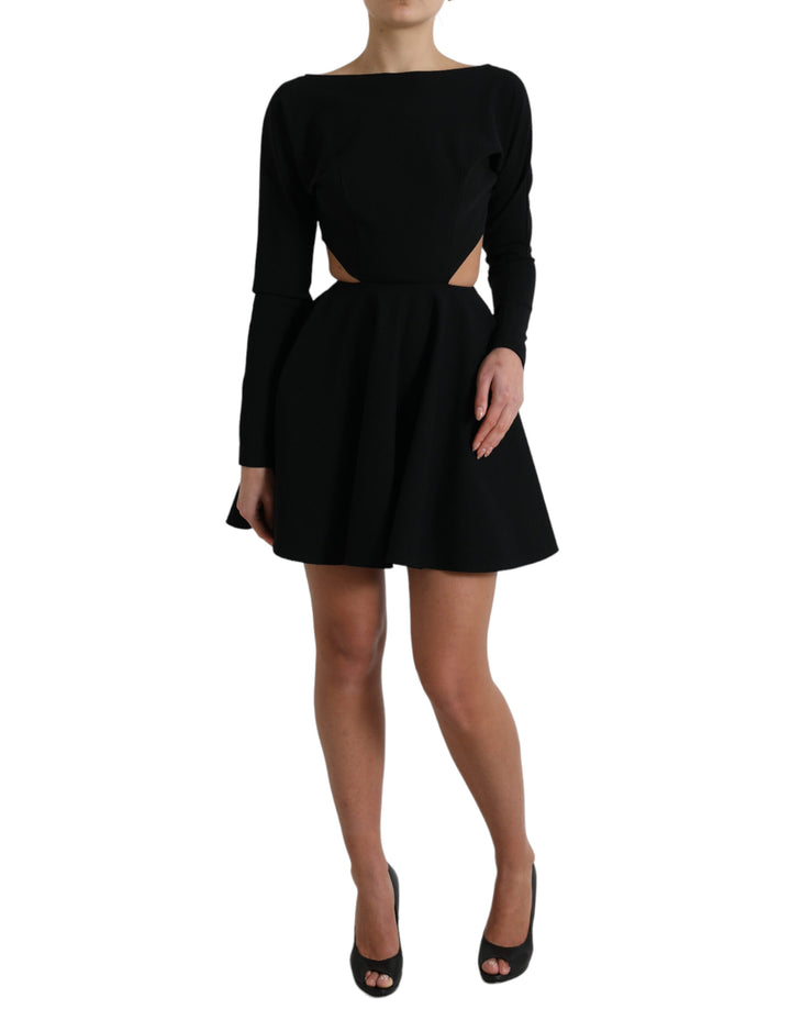 Schwarzes Minikleid aus Viskose mit langen Ärmeln und Ausschnitt