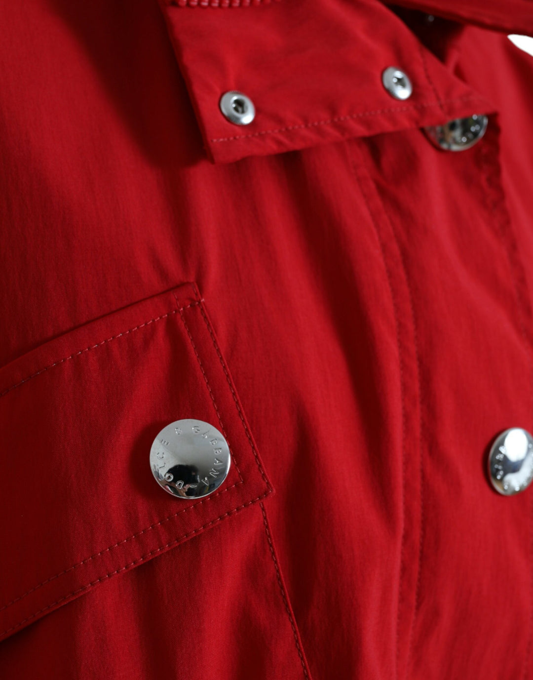 Elegant red long-sleeved jacket
