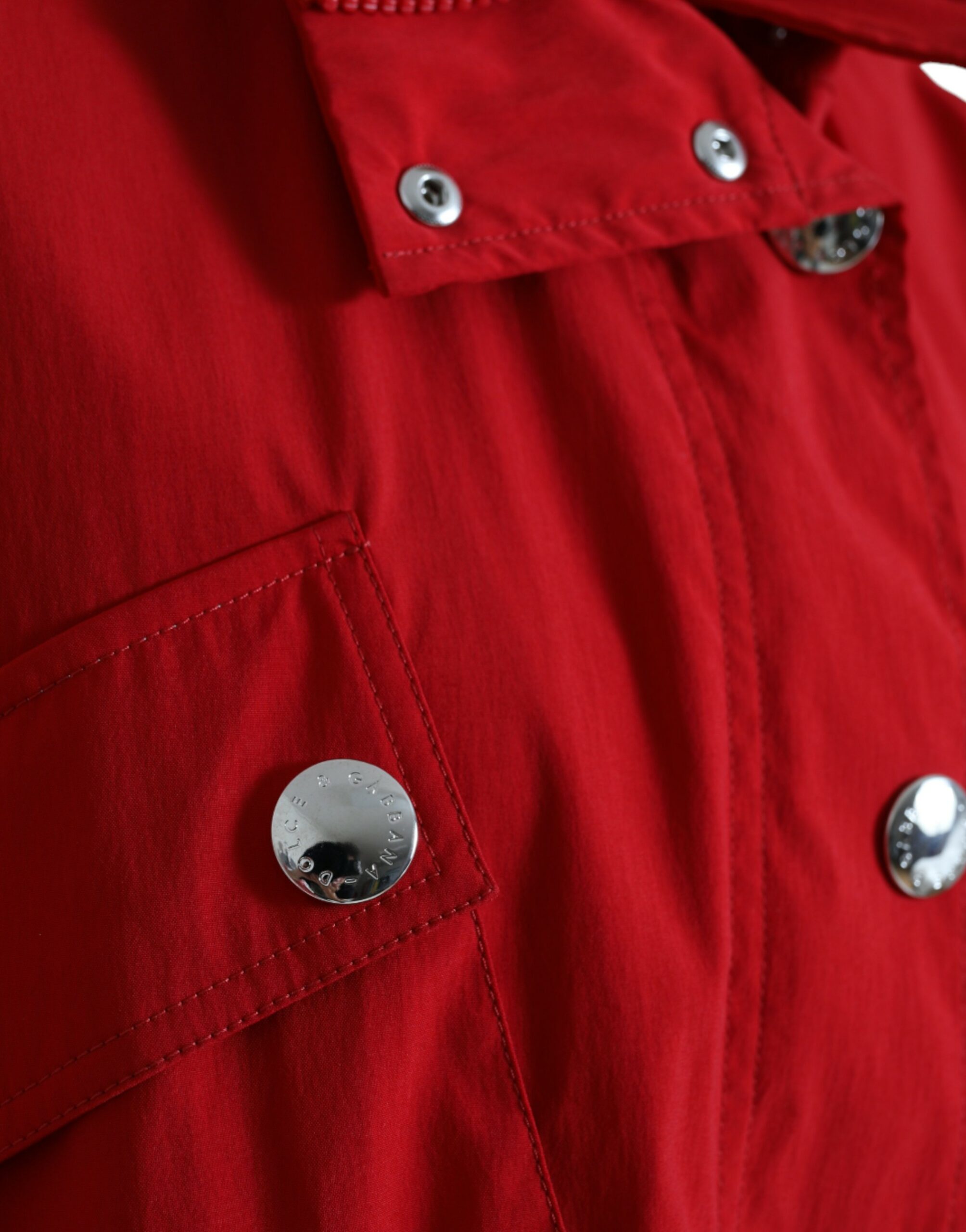 Elegant red long-sleeved jacket