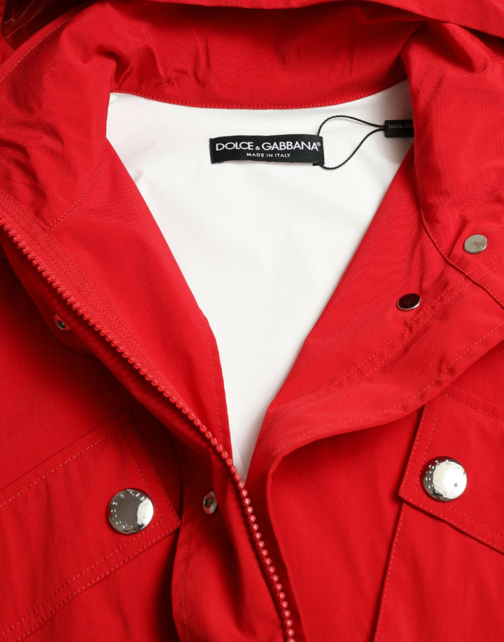 Elegant red long-sleeved jacket