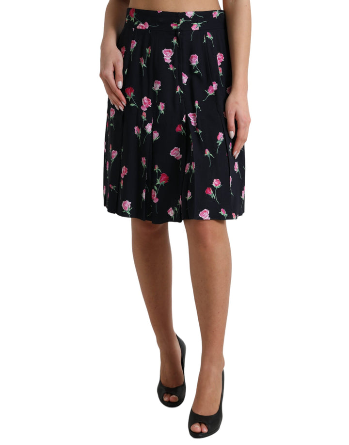 Elegant knee-length A-line skirt with floral pattern