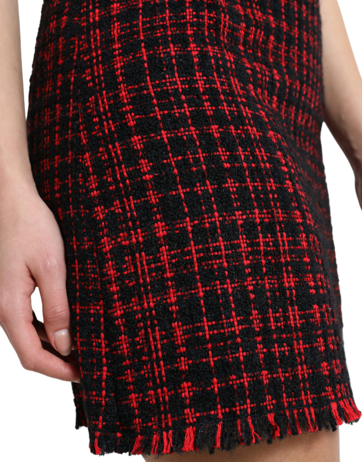 Seductive tartan high-waisted mini skirt