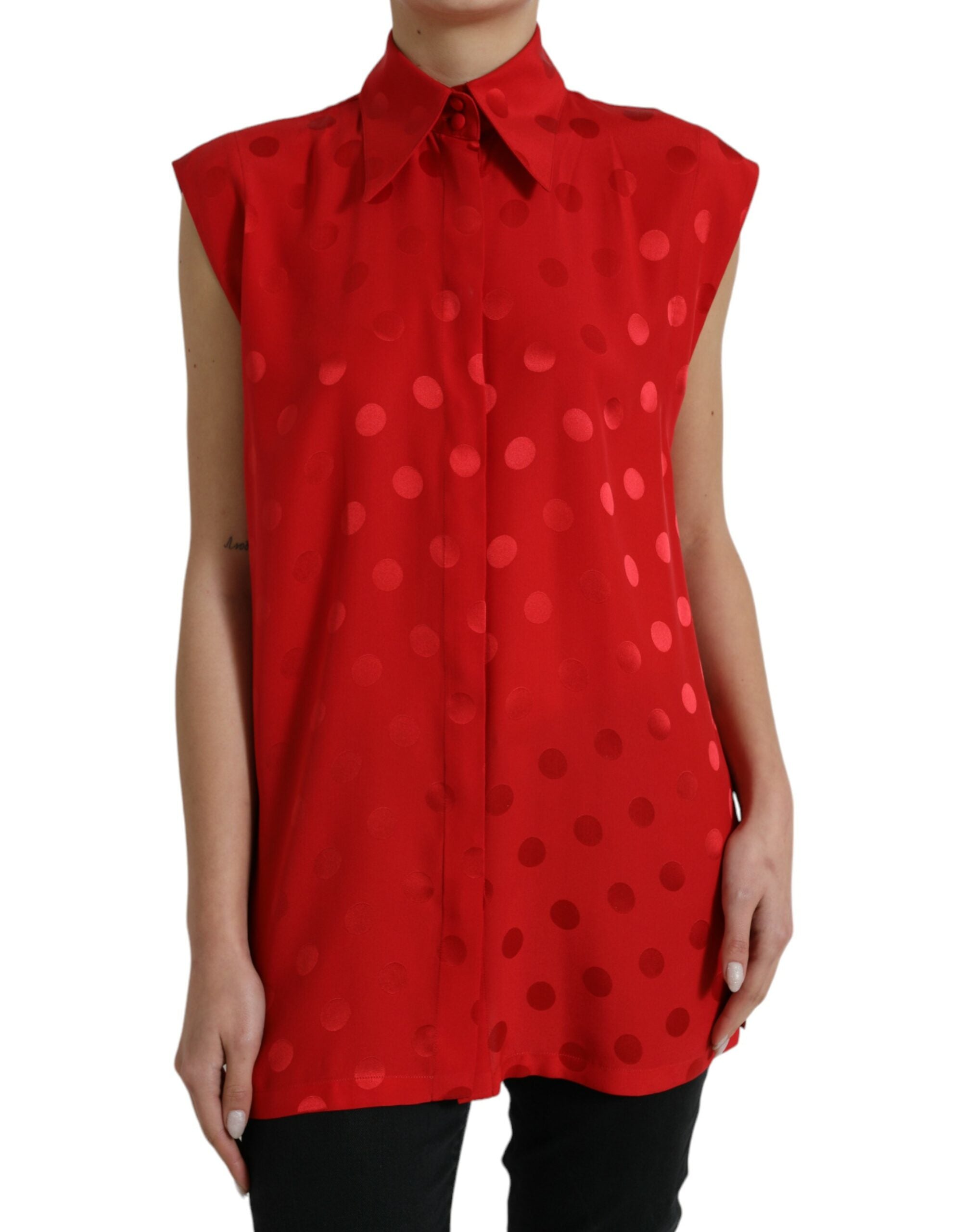 Elegant dotted sleeveless silk blouse