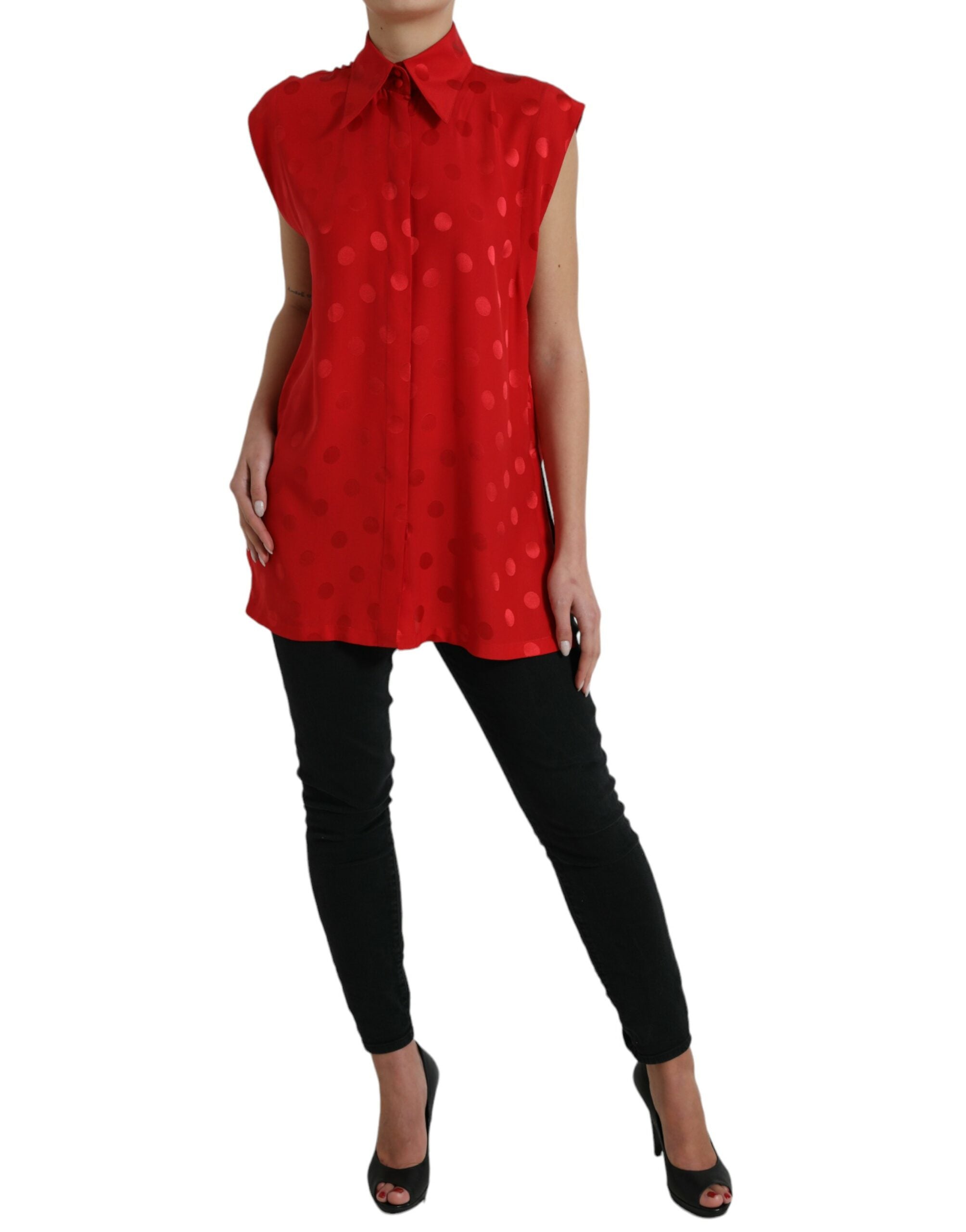 Elegant dotted sleeveless silk blouse