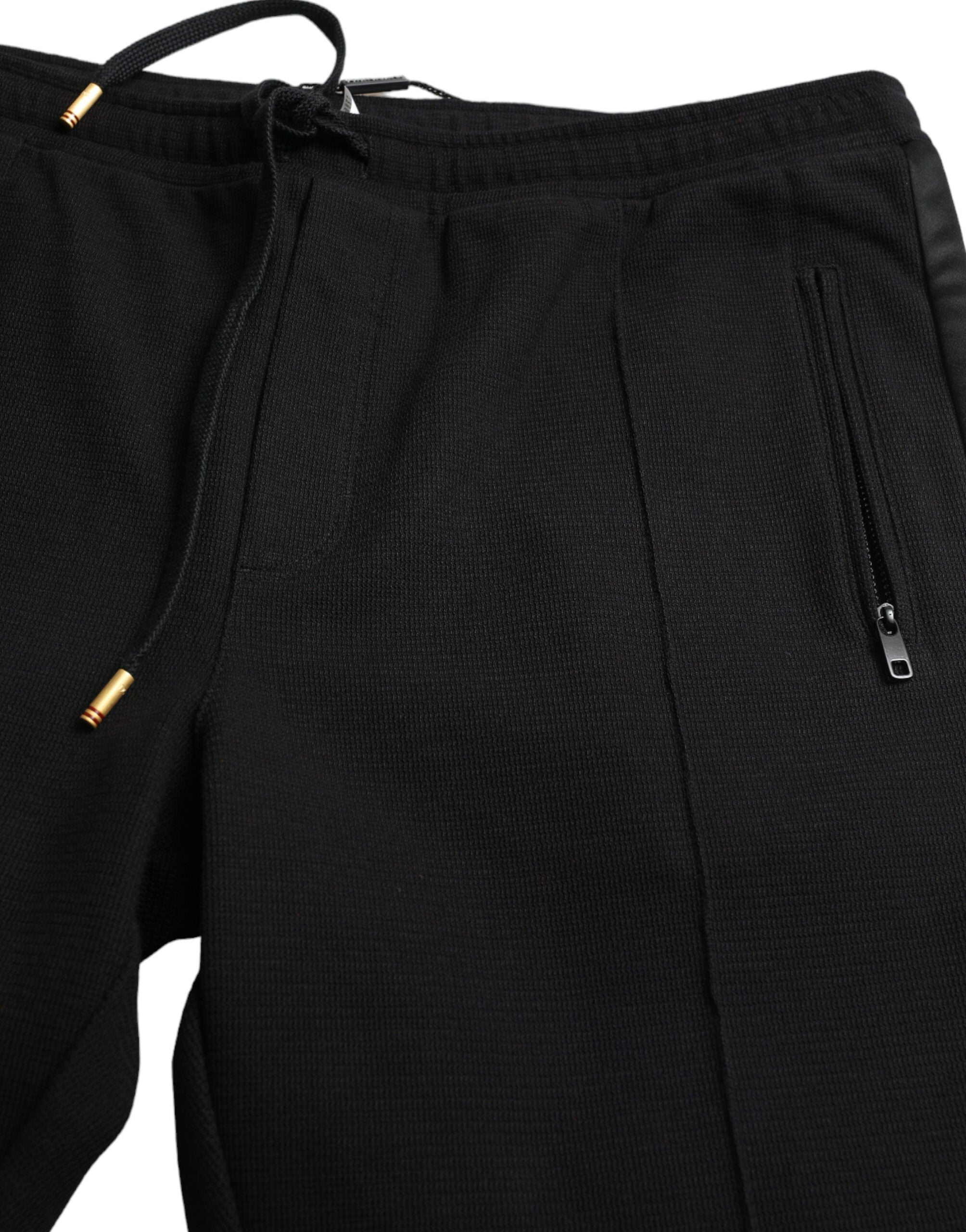 Elegant jogging pants made of black cotton blend
