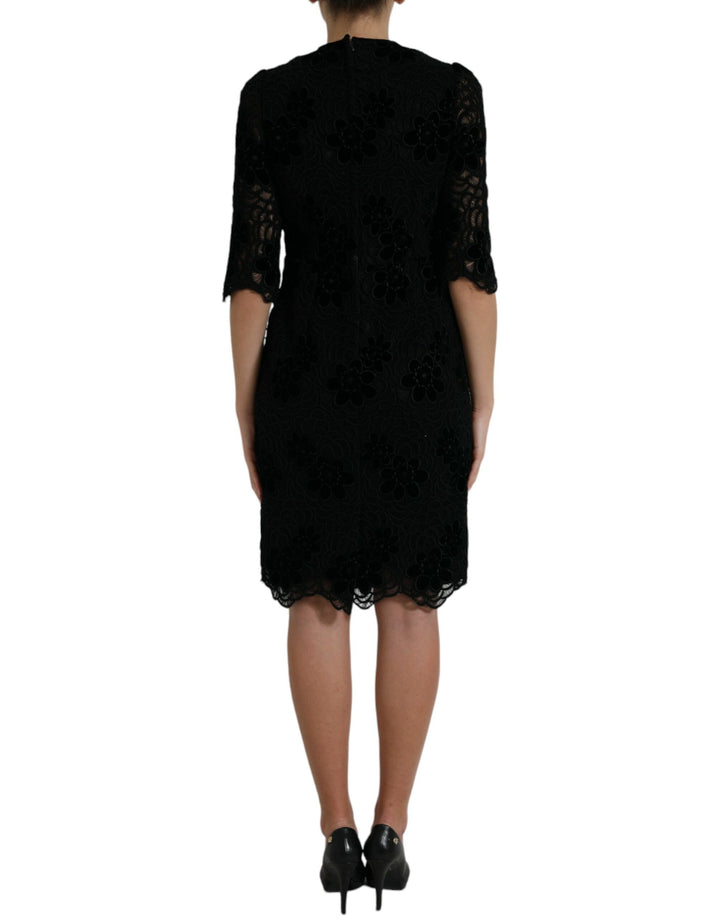 Elegant sheath dress with floral lace