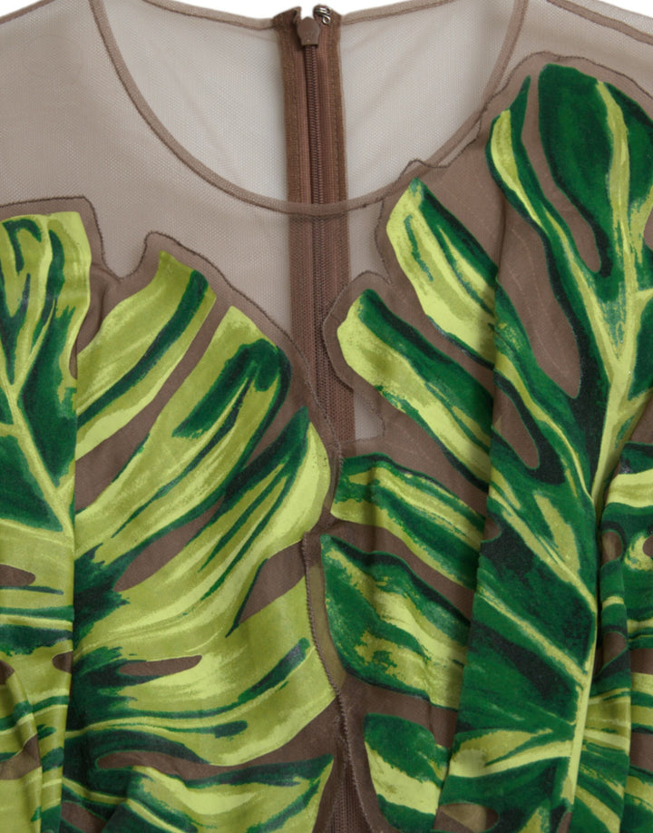 Elegant sleeveless A-line silk blend dress