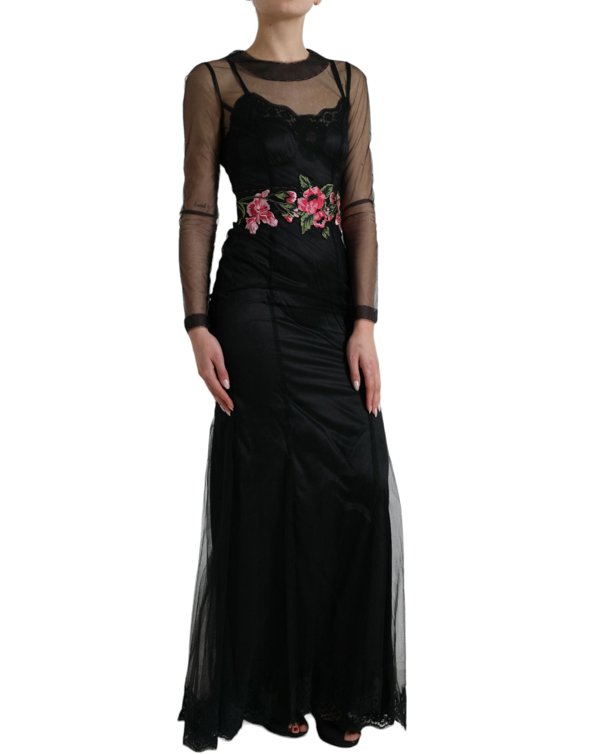 Long tulle evening dress with floral embroidery