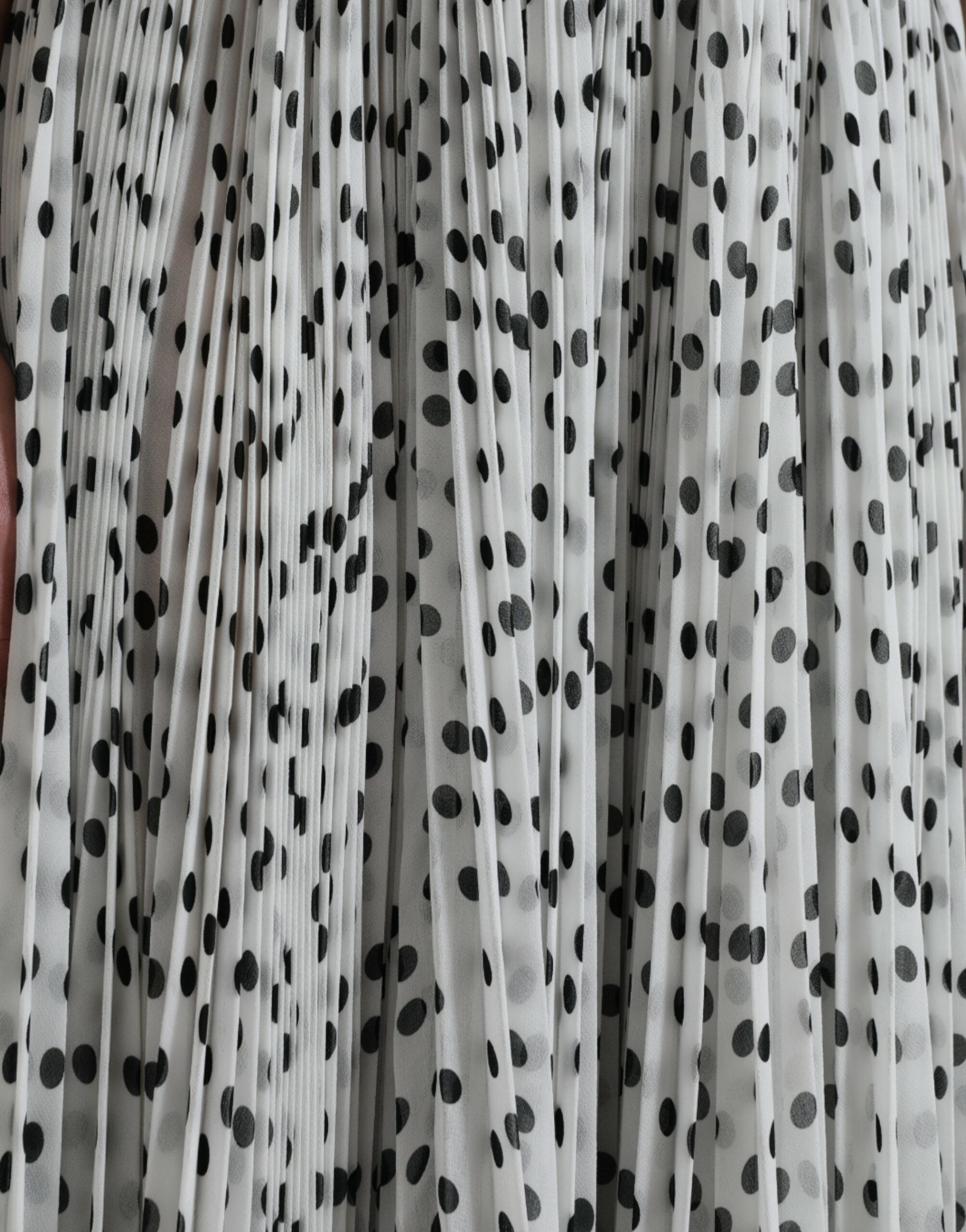 Elegant maxi dress with polka dots