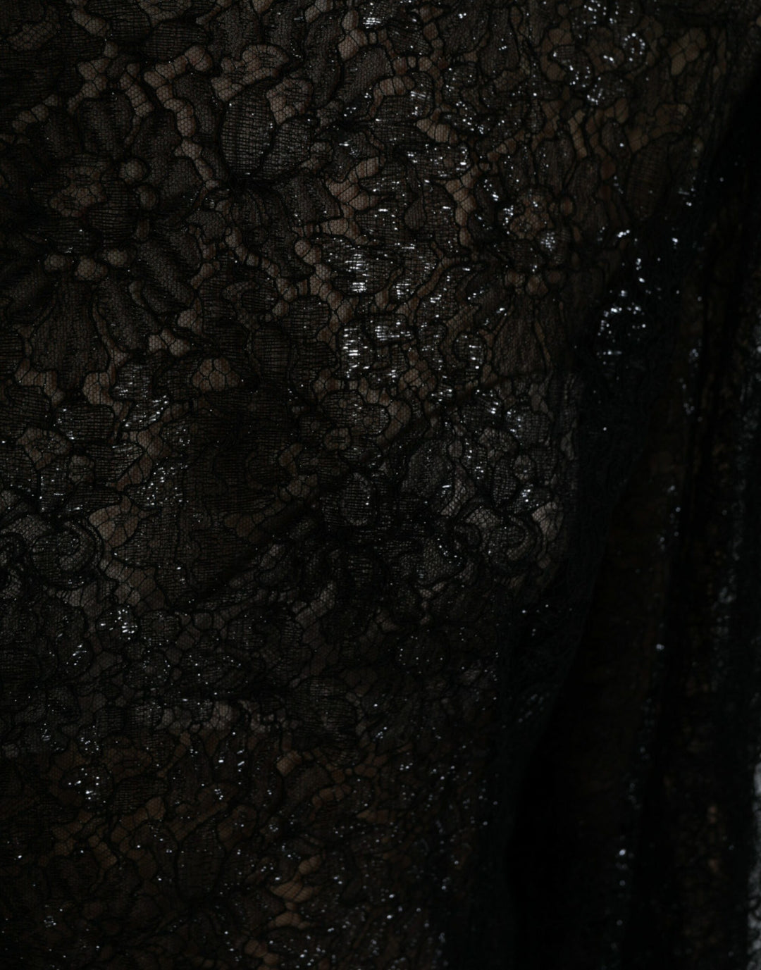 Schwarzes Midikleid mit floraler Spitze in A-Linie