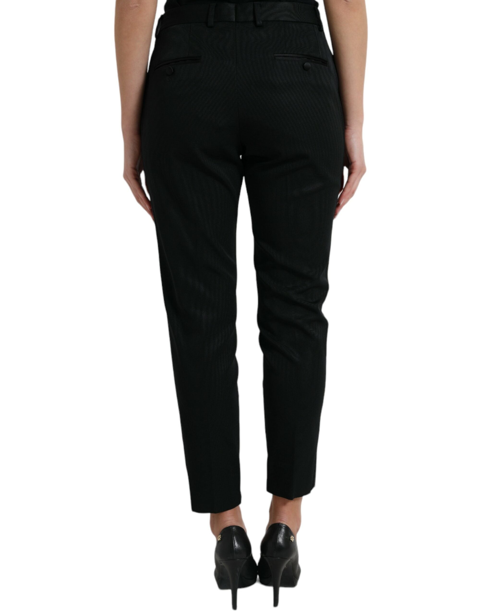 Elegant tailored trousers with high waist