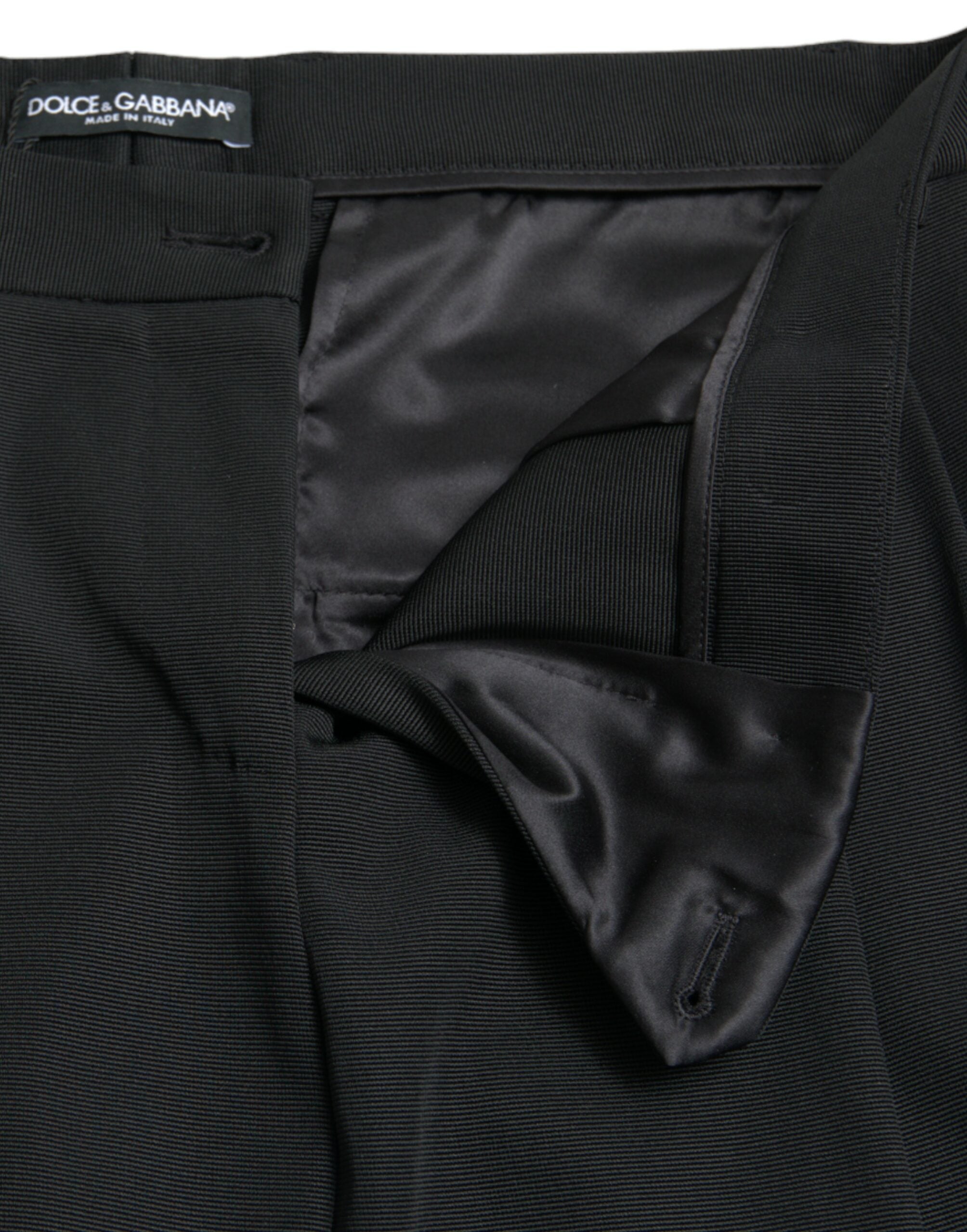 Elegant tailored trousers with high waist