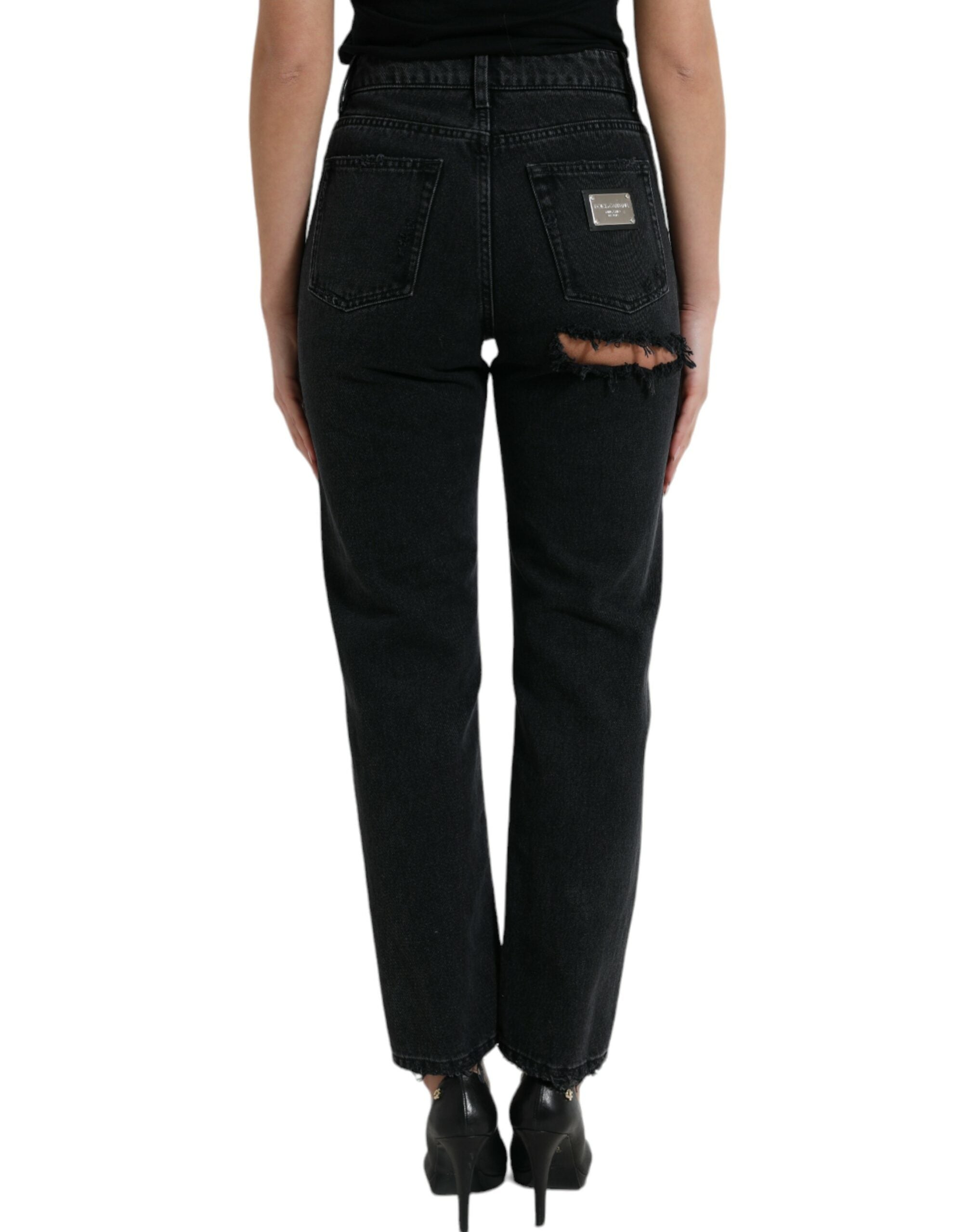Elegant black stretch jeans with high waist