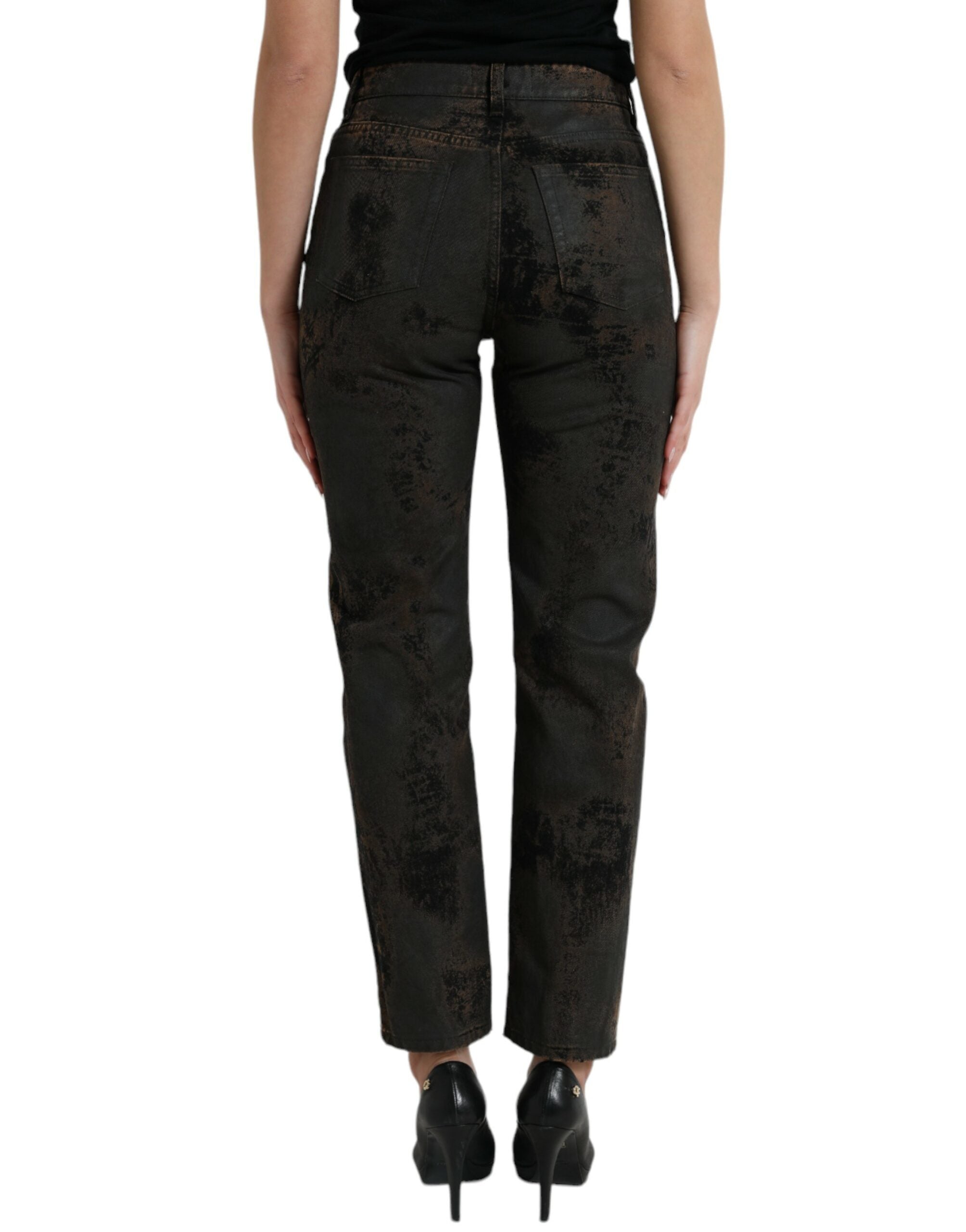 Chic boyfriend stretch jeans with a mid waist