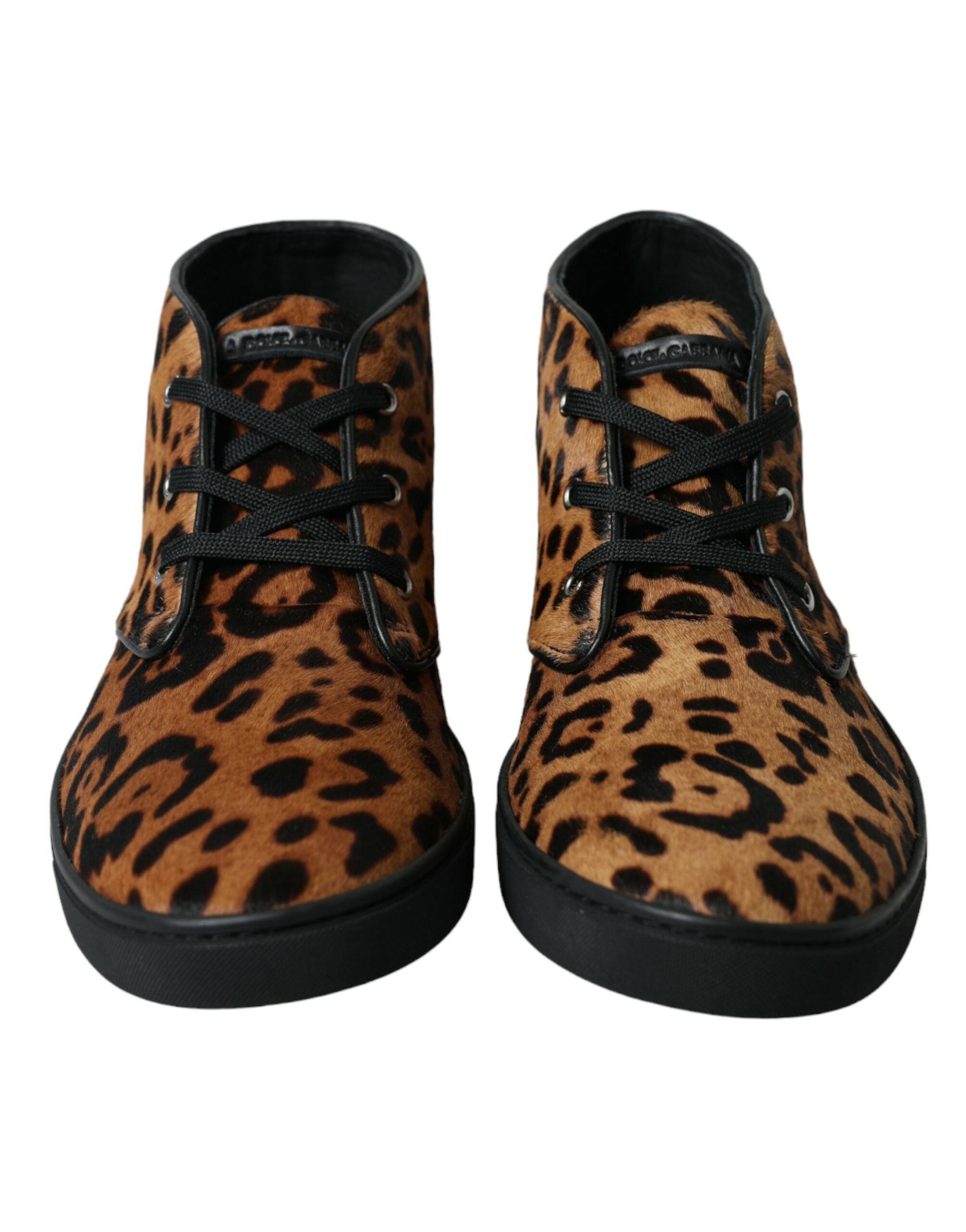 Elegant mid-top sneakers with leopard print