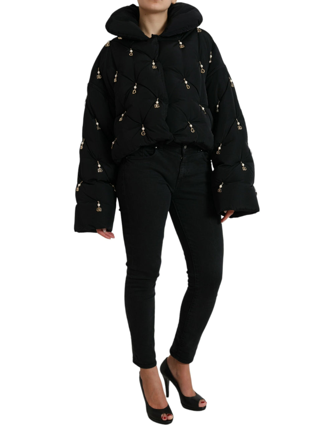 Elegant quilted jacket with pearl decoration