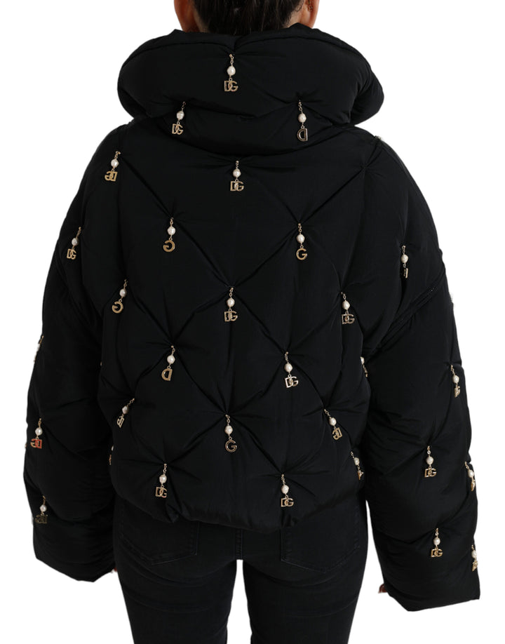 Elegant quilted jacket with pearl decoration
