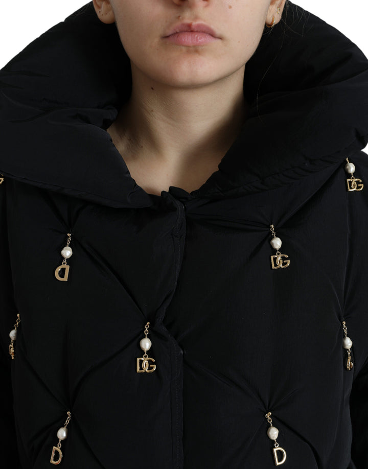 Elegant quilted jacket with pearl decoration