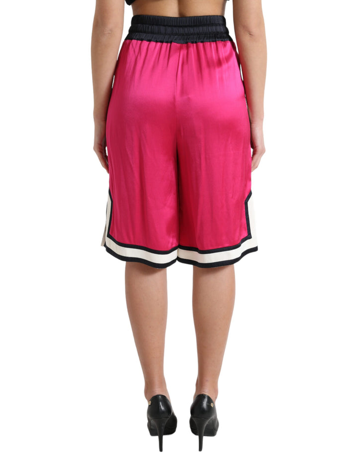 Chic pink high-waisted jersey shorts