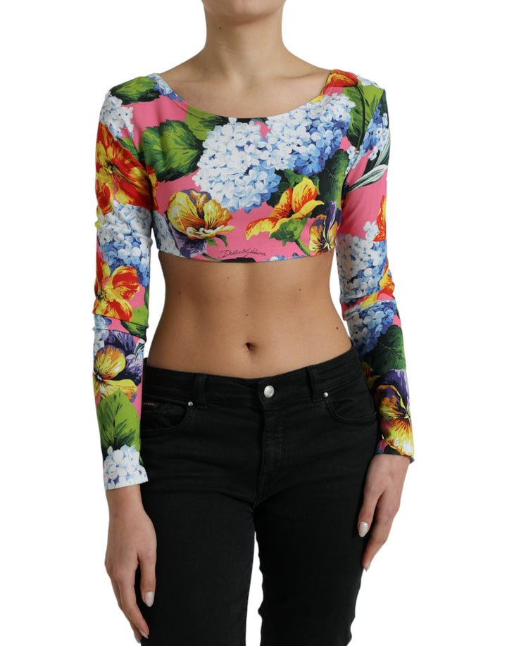 Cropped blouse with floral elegance