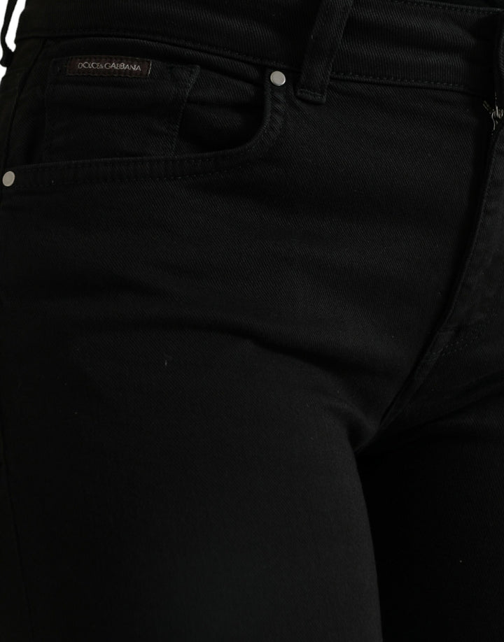Elegant black stretch jeans with a mid waist